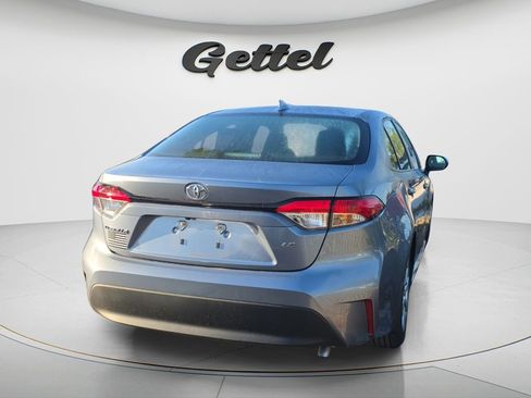 Used 2025 Toyota Corolla LE image 3