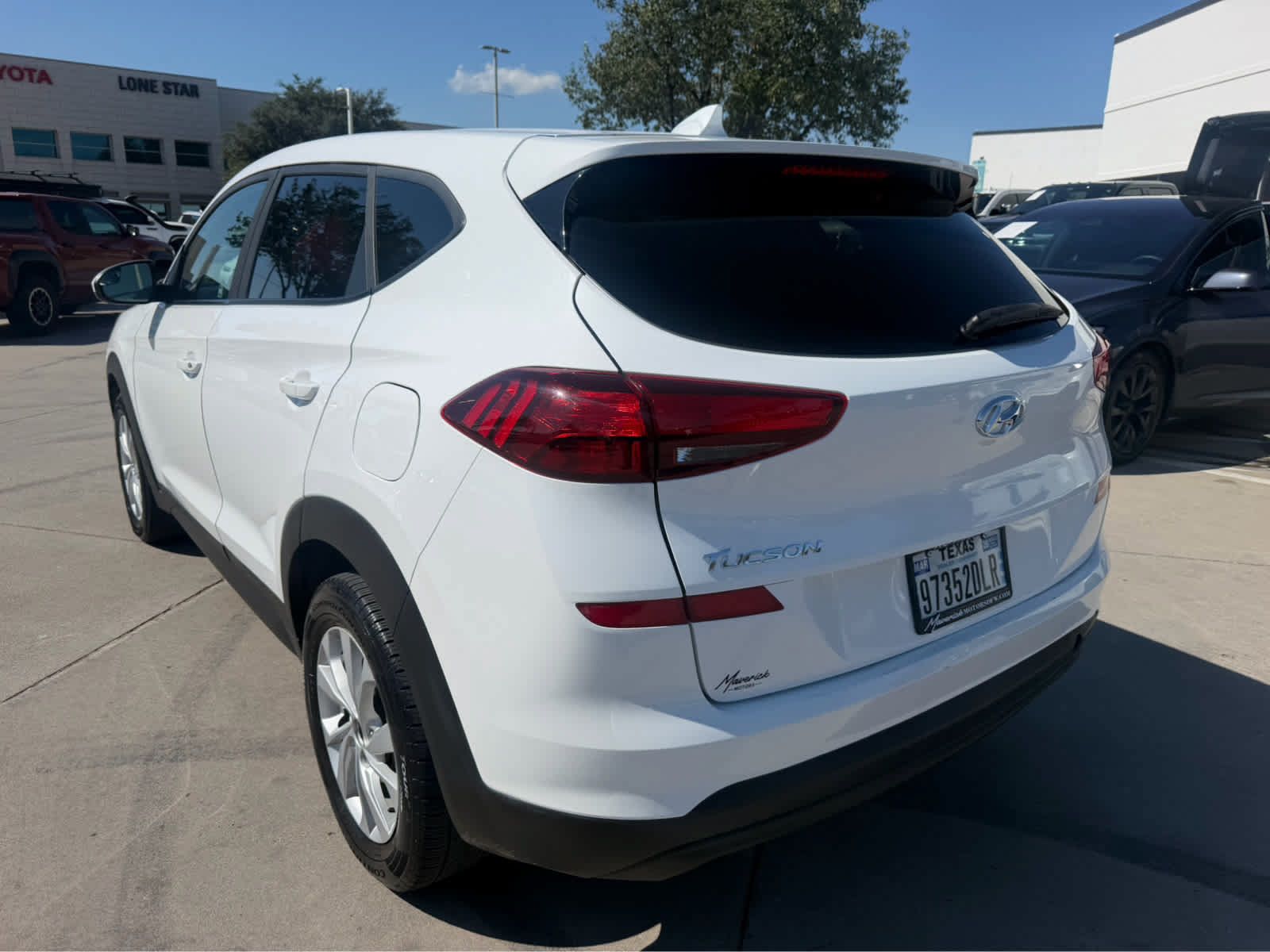 Used 2019 Hyundai Tucson SE FWD image 2