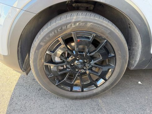 Certified 2021 Kia Telluride SX w/ SX Prestige Package image 6