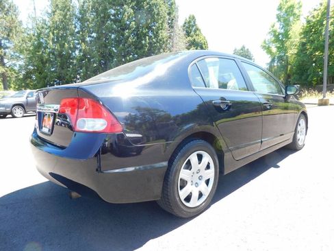 Used 2010 Honda Civic LX image 2