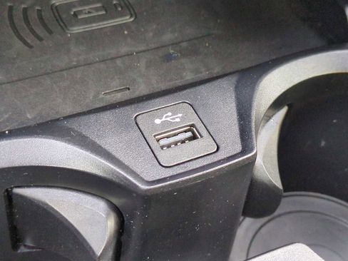 Certified 2025 BMW i4 xDrive40i w/ Premium Package image 33