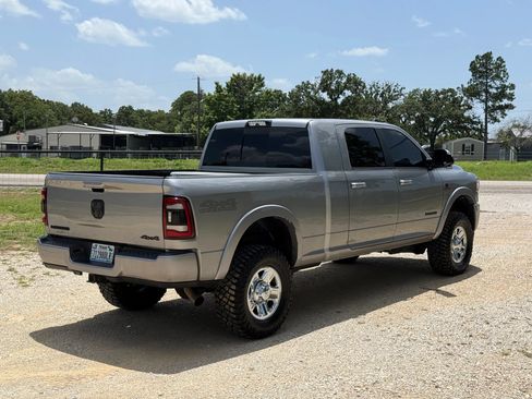 Used 2019 RAM 2500 Laramie w/ Night Edition AWD/4WD image 3