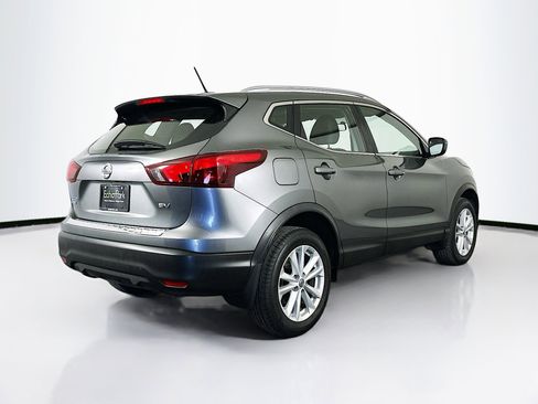 Used 2017 Nissan Rogue Sport SV image 9
