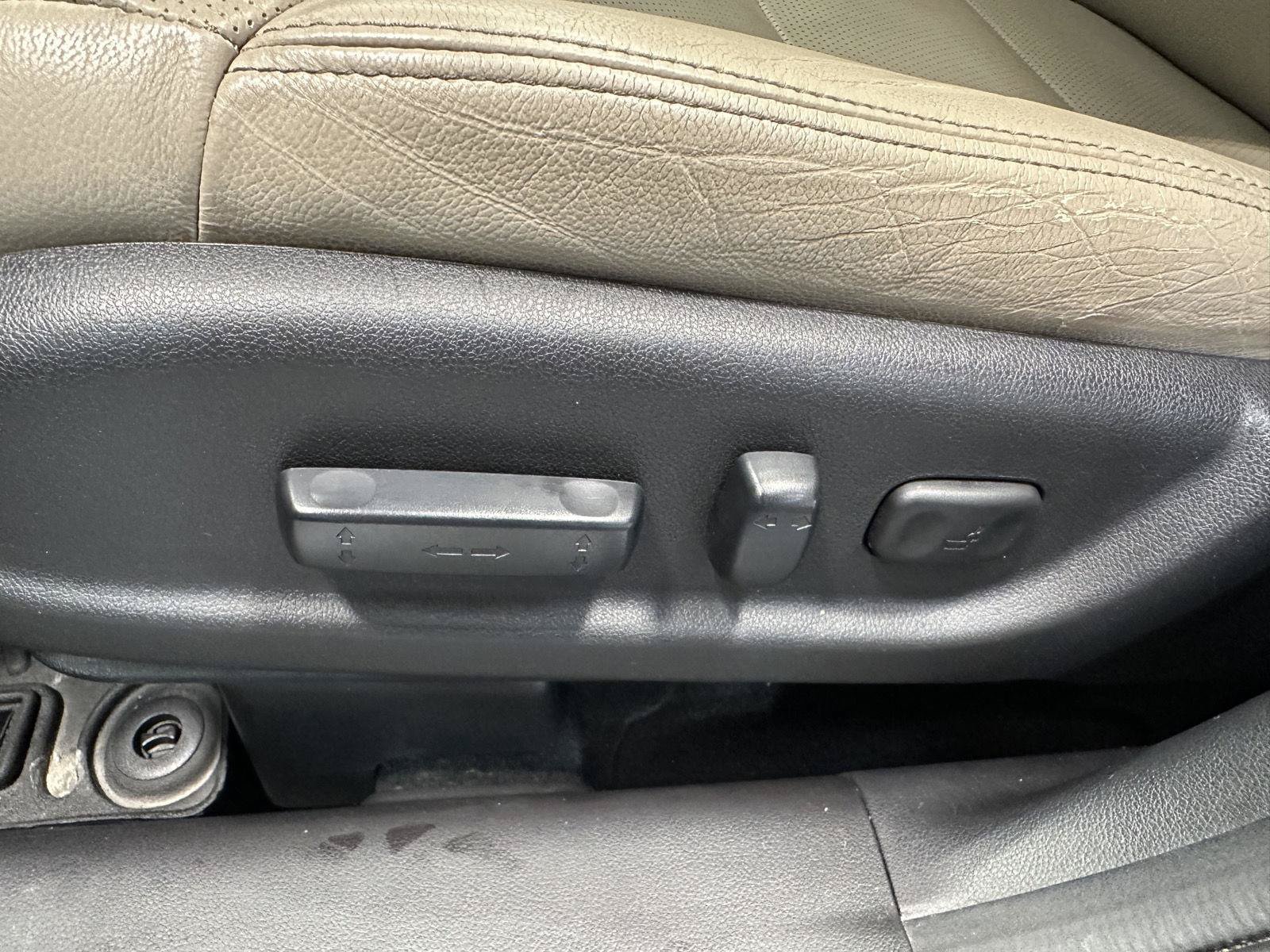 Used 2016 Honda CR-V EX-L image 17