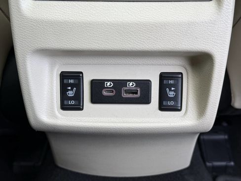 Used 2023 Nissan Maxima Platinum w/ Sport Mat Group image 19