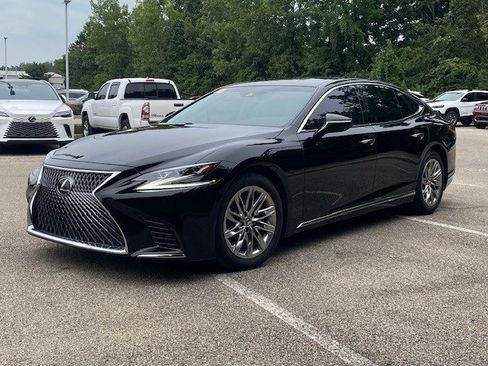 Used 2019 Lexus LS 500 w/ Accessory Package (Z2) RWD image 15