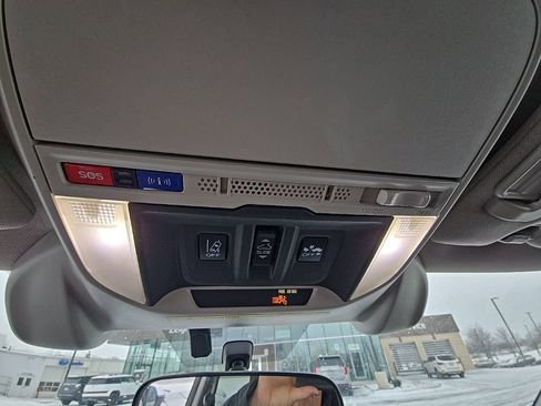 Used 2019 Subaru Forester Premium image 28