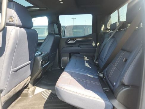 Used 2026 Chevrolet Silverado 1500 High Country w/ Technology Package AWD/4WD image 6