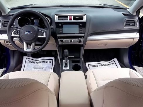 Used 2015 Subaru Outback 2.5i Premium AWD/4WD image 4