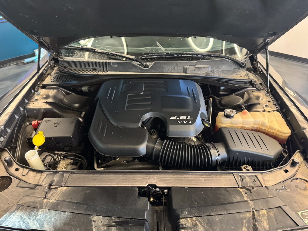 Used 2023 Dodge Challenger SXT RWD image 22