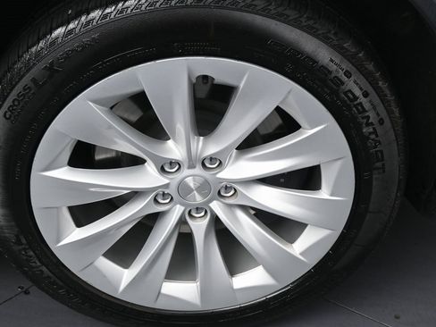 Used 2021 Tesla Model X Long Range image 40