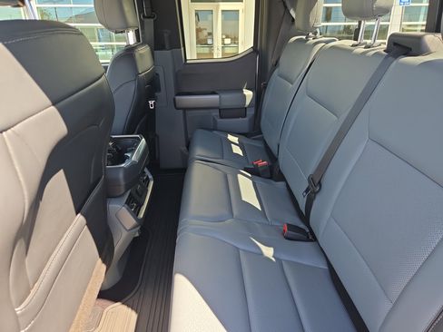 Used 2021 Ford F150 Lariat w/ FX4 Off-Road Package AWD/4WD image 13