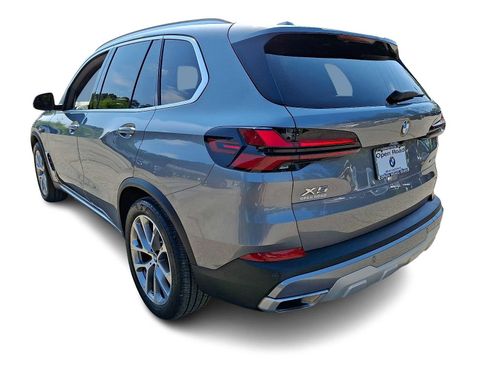 Used 2025 BMW X5 xDrive40i w/ Premium Package AWD/4WD image 4