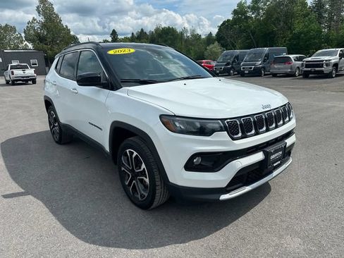 Used 2023 Jeep Compass Limited AWD/4WD image 7
