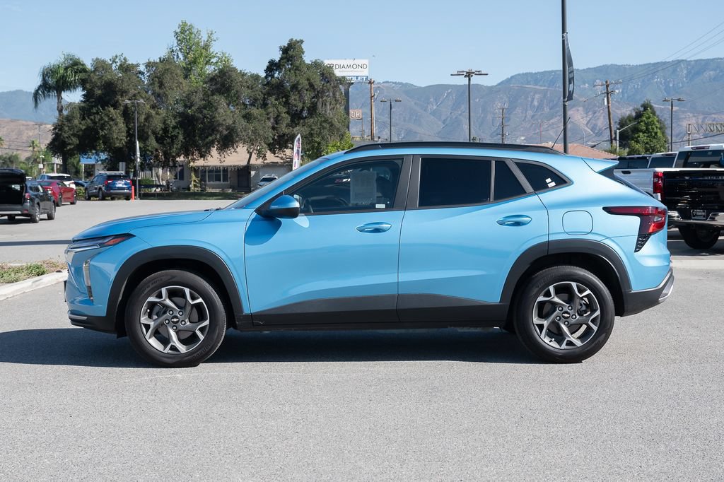 Used 2026 Chevrolet Trax LT w/ LT Convenience Package FWD image 6