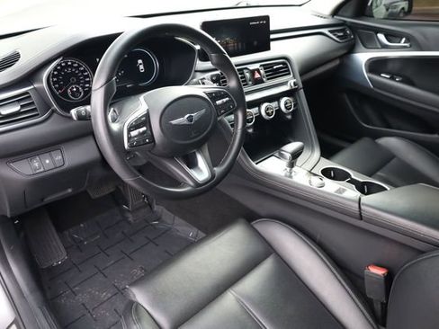 Used 2023 Genesis G70 2.0T image 10