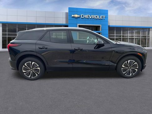 New 2025 Chevrolet Blazer EV LT AWD/4WD image 6