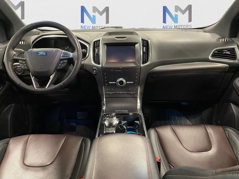 Used 2020 Ford Edge Titanium w/ Equipment Group 301A AWD/4WD image 10