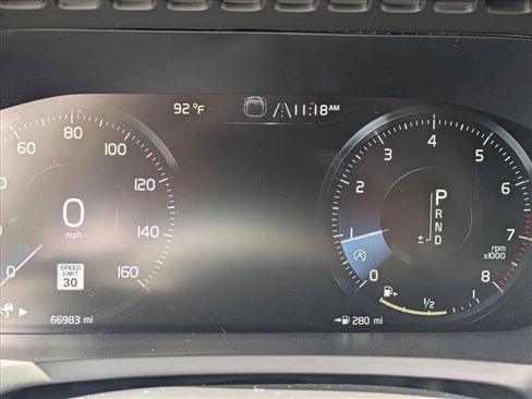 Used 2019 Volvo XC90 T6 R-Design w/ Protection Package Premier AWD/4WD image 11