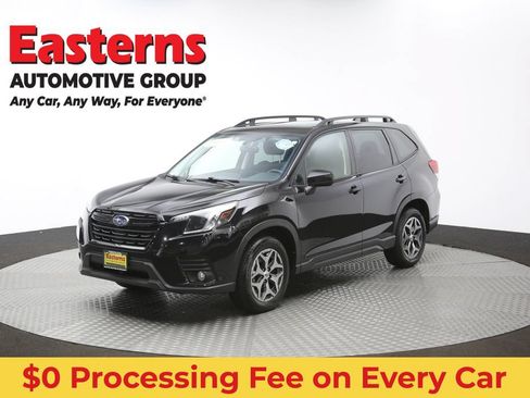 Used 2023 Subaru Forester Premium AWD/4WD image 60