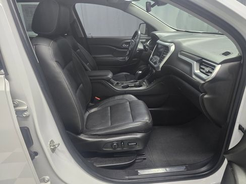 Used 2017 GMC Acadia SLT image 5