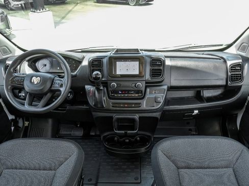 Used 2024 RAM ProMaster 2500 w/ Convenience Group FWD image 10