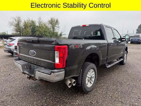 Used 2019 Ford F250 XLT AWD/4WD image 6
