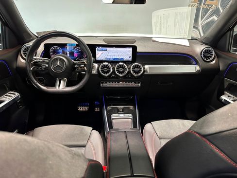 Certified 2024 Mercedes-Benz GLB 250 4MATIC image 9