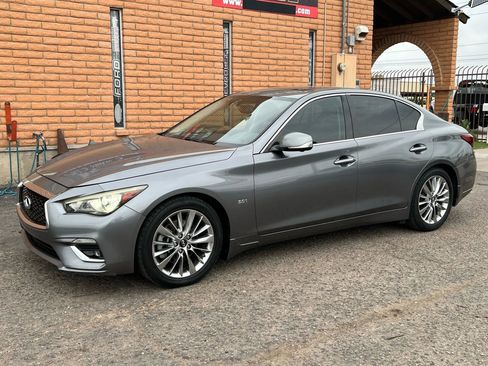 Used 2018 INFINITI Q50 Luxe w/ Sensory Package (Luxe) image 2