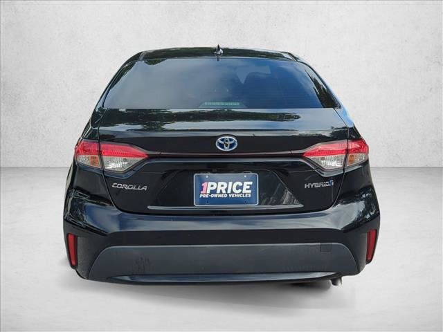 Used 2021 Toyota Corolla LE FWD image 6