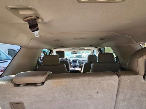 Used 2020 Chevrolet Suburban LT AWD/4WD image 27