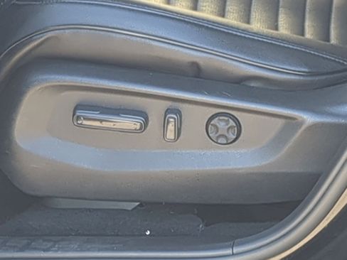 Used 2018 Honda CR-V EX image 12