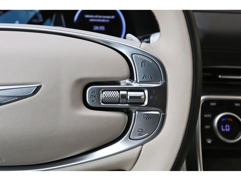 Used 2023 Genesis GV80 3.5T Prestige w/ Prestige Package image 18