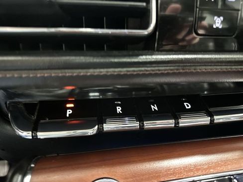 Used 2020 Lincoln Aviator Reserve w/ Equipment Group 201A image 39