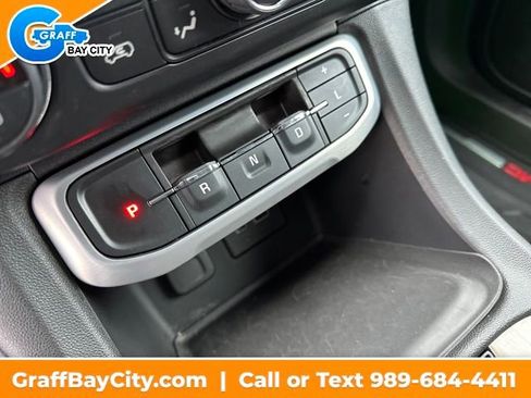 Used 2020 GMC Acadia SLE w/ Driver Convenience Package image 22