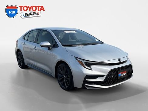 Certified 2026 Toyota Corolla SE FWD image 7