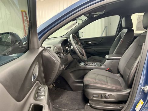 Used 2024 Chevrolet Equinox RS image 19