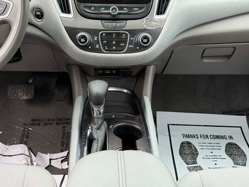 Used 2023 Chevrolet Malibu LT image 16