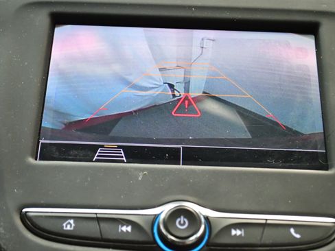 Used 2023 Chevrolet Equinox LS w/ LS Convenience Package image 24