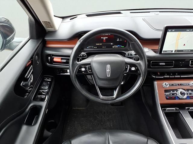 Used 2022 Lincoln Aviator Grand Touring w/ Equipment Group 301A AWD/4WD image 14