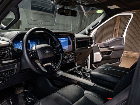 Used 2025 Ford F150 Platinum w/ Equipment Group 702A High image 17