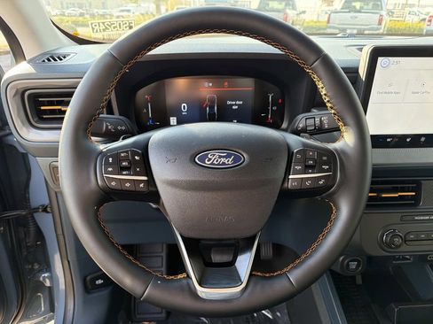Used 2025 Ford Maverick Tremor image 8