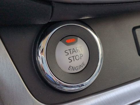 Used 2022 Nissan Murano SV FWD image 27
