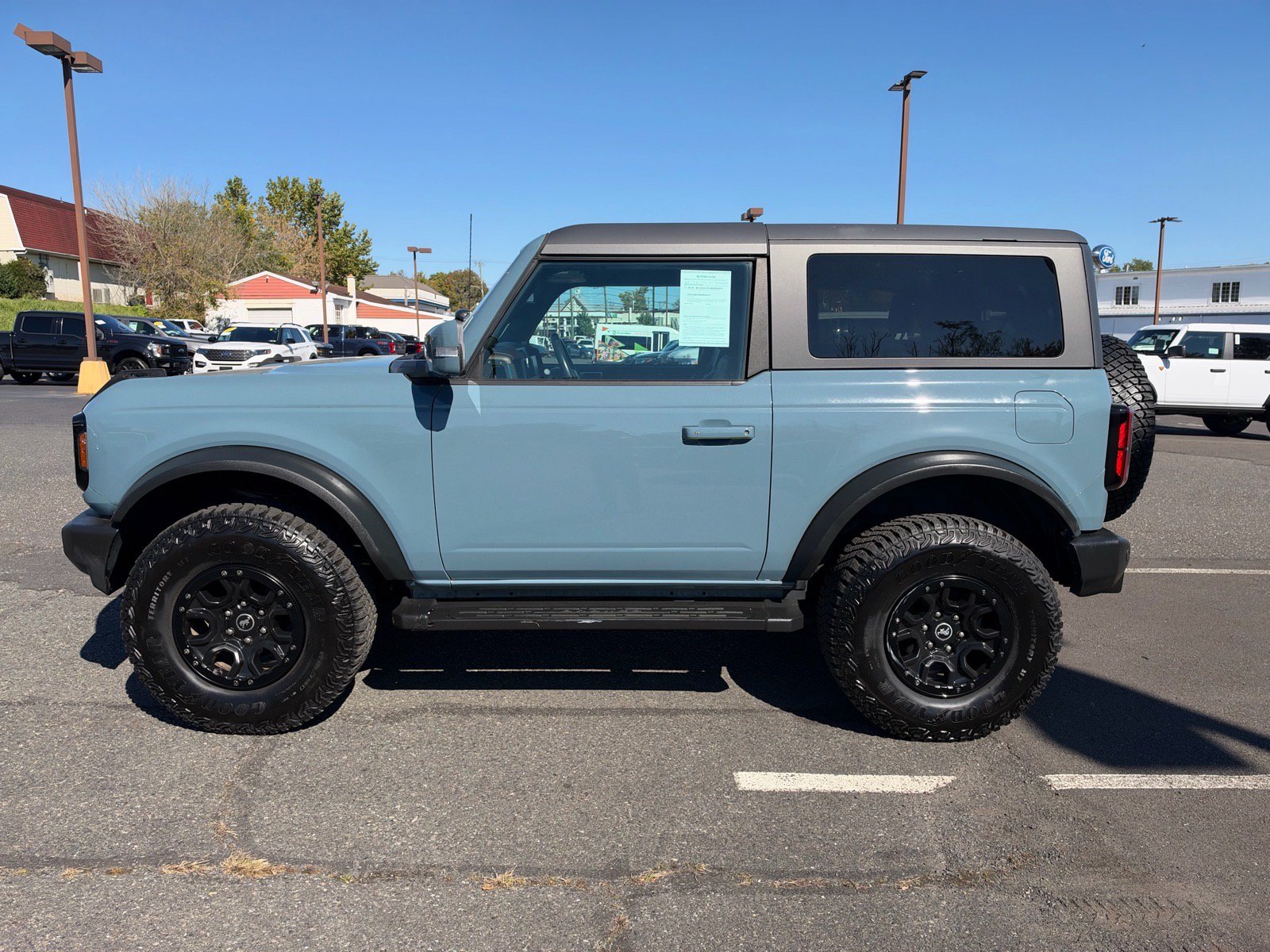 Used 2023 Ford Bronco Outer Banks w/ Sasquatch Package AWD/4WD image 8