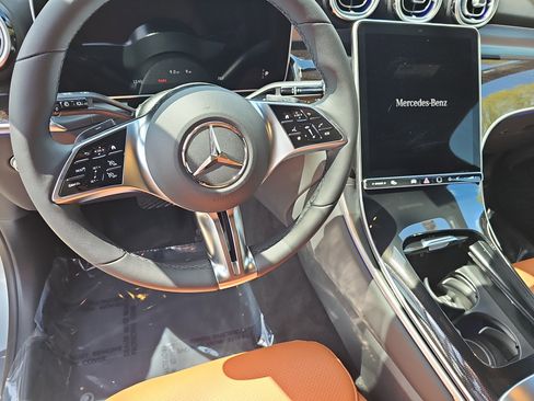 New 2026 Mercedes-Benz GLC 300 image 17