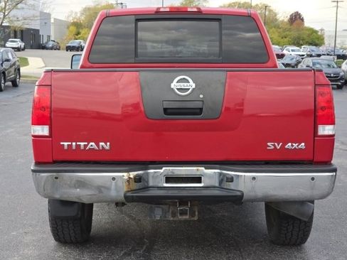 Used 2012 Nissan Titan SV w/ SV Premium Utility Pkg image 12