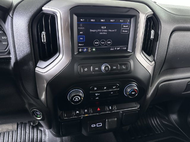 Used 2024 Chevrolet Silverado 1500 W/T w/ Trailering Package AWD/4WD image 13