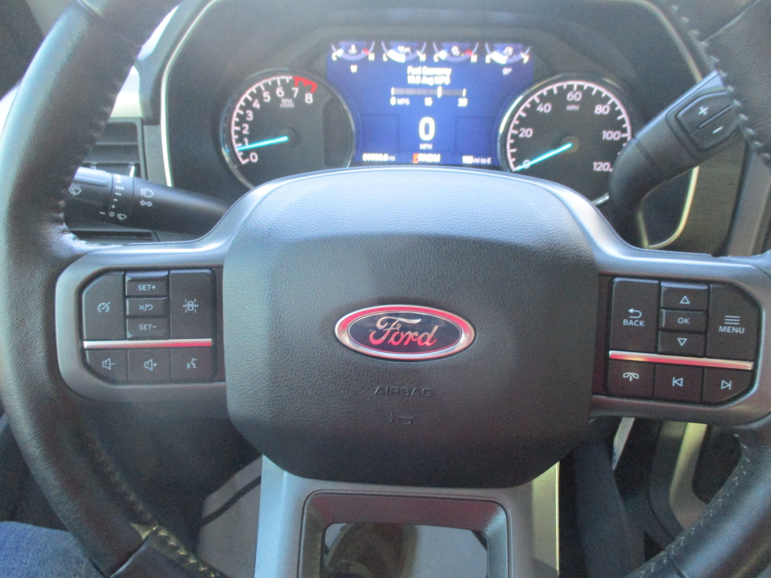 Used 2022 Ford F150 XLT w/ Equipment Group 301A Mid RWD image 26