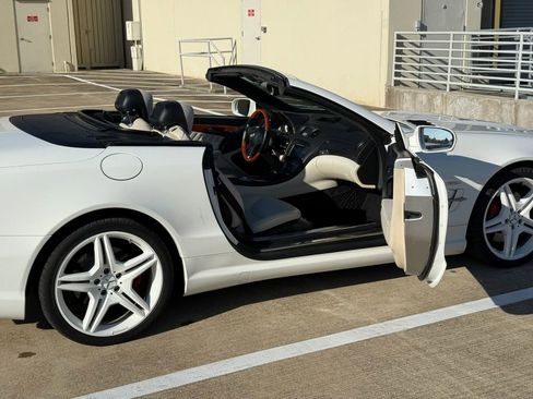 Used 2009 Mercedes-Benz SL 550 image 21