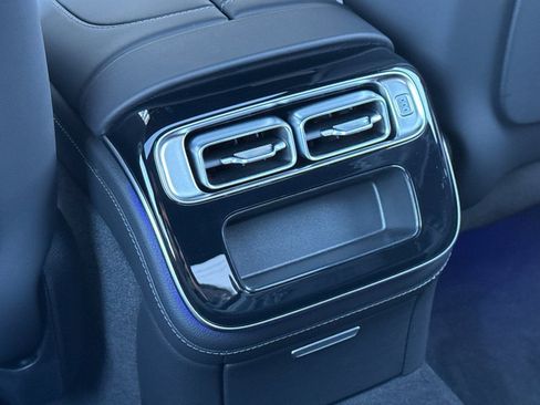 Certified 2025 Mercedes-Benz S 580 4MATIC Sedan image 33